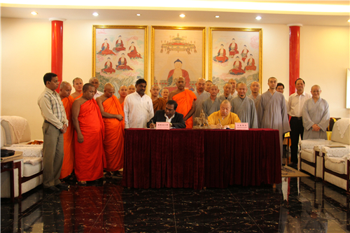 中斯两国佛教深度交流  本焕学院与凯莱尼亚大学签署合作协议