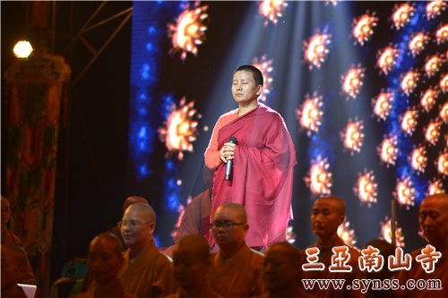 最美梵音琼英卓玛带领大众齐诵释迦牟尼佛心咒