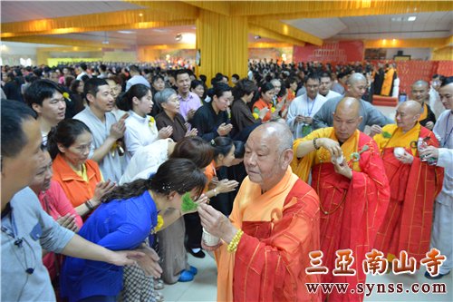杨枝净水遍洒坛场 顿贤