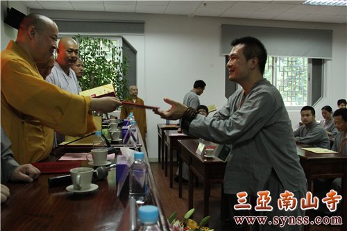毕业了,带着一份沉淀淀的期望走出本焕学院