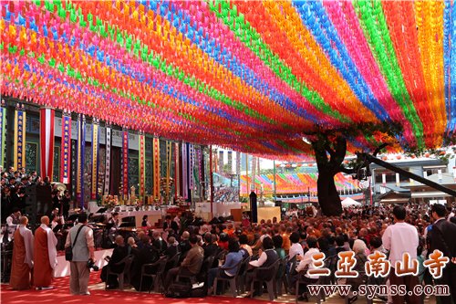 祈福法会现场 摄影:顿俊