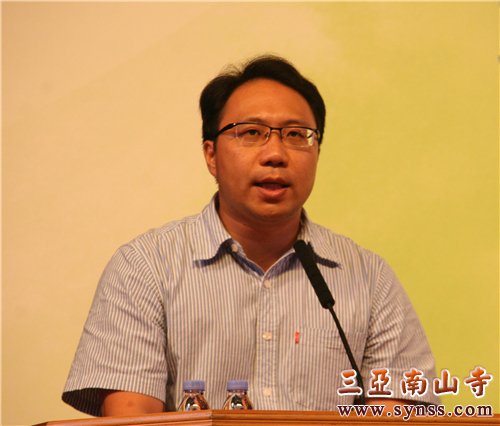 罗湖区社工委专职副主任肖嘉睿介绍对接计划