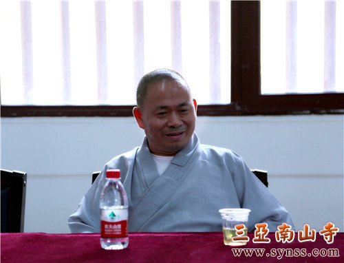 悟圣法师出席此次座谈会 摄影:顿俊